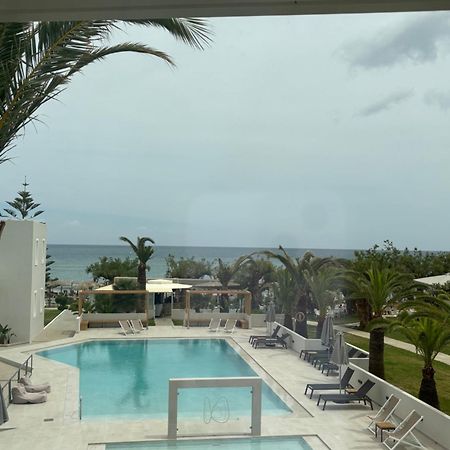 Ninemia Beach Hotel & Suites Aγία Μαρίνα Εξωτερικό φωτογραφία